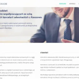 Fragment strony internetowej kancelarii adwokackiej BKG Bogusz Kasza Grudzień z Rzeszowa, prezentujący dwóch mężczyzn w garniturach podczas rozmowy, podkreślający zespołową współpracę.