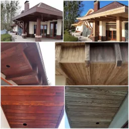 Drewniane podbitki dachowe w różnych odcieniach brązu, widoczne detale konstrukcyjne i wykończenie, na niektórych ujęciach widoczne elementy elewacji budynku.