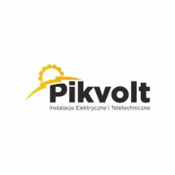 Logo firmy Pikvolt z symbolem zębatki i błyskawicy, oferującej instalacje elektryczne i teletechniczne.