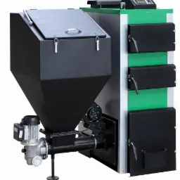 Nowoczesny, stalowy kocioł na paliwo stałe z podajnikiem ślimakowym, widoczne drzwiczki rewizyjne i panel sterowania elektronicznego.