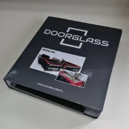 Wzornik, segregator zamykany na magnes