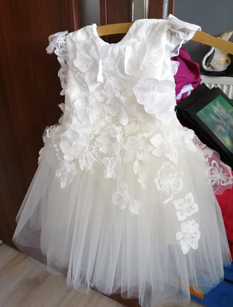 Trzy ostatnie sukieneczki szyte na zlecenie Pani Ewy Kopec