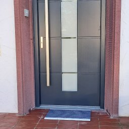 montaż drzwi drewnianych "BARAŃSKI"
