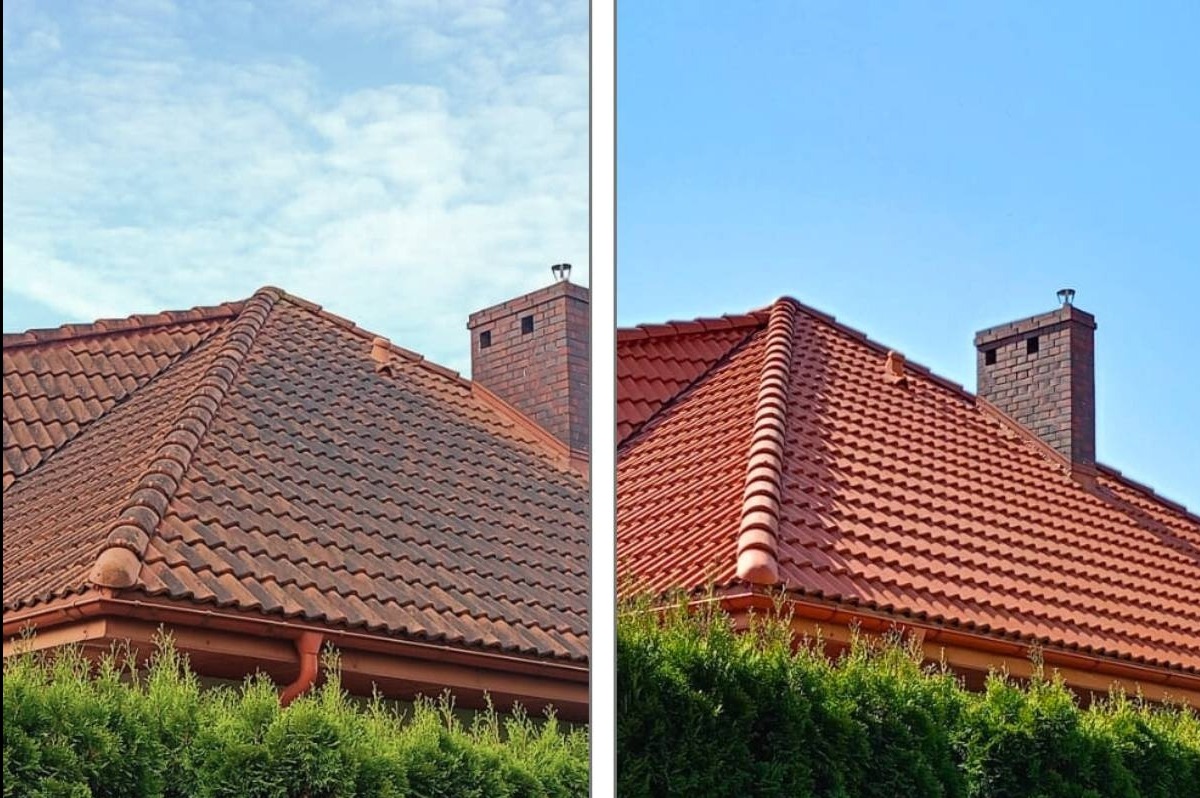 Dachówka ceramiczna przed i po czyszczeniu, widoczna różnica w kolorze i czystości, komin z cegły, krzewy w dole kadru, niebo w tle.