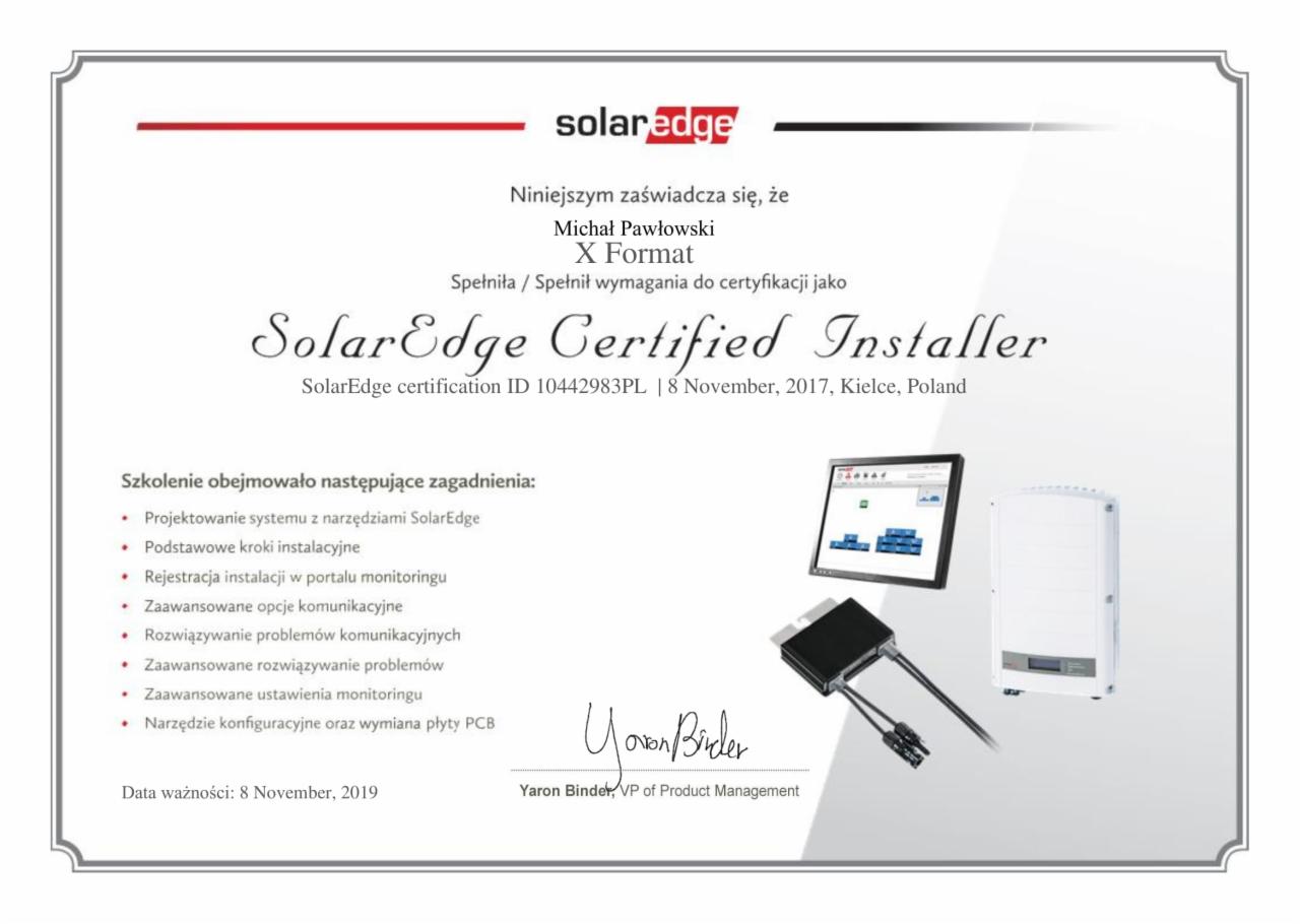 Certyfikat SolarEdge Certified Installer dla Michała Pawłowskiego, wydany 8 listopada 2017 roku w Kielcach, z wyszczególnionymi zagadnieniami szkoleniowymi oraz miniaturami urządzeń SolarEdge.