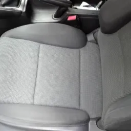 Po prani tapicerki samochodowej