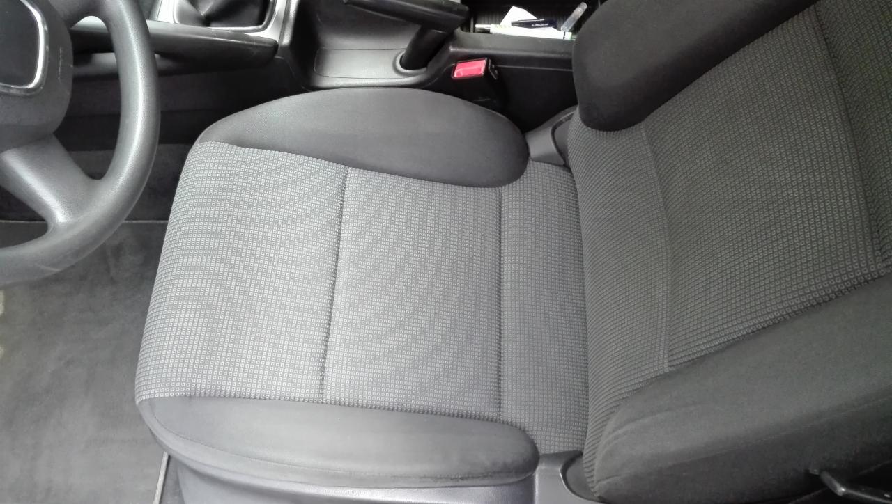 Po prani tapicerki samochodowej