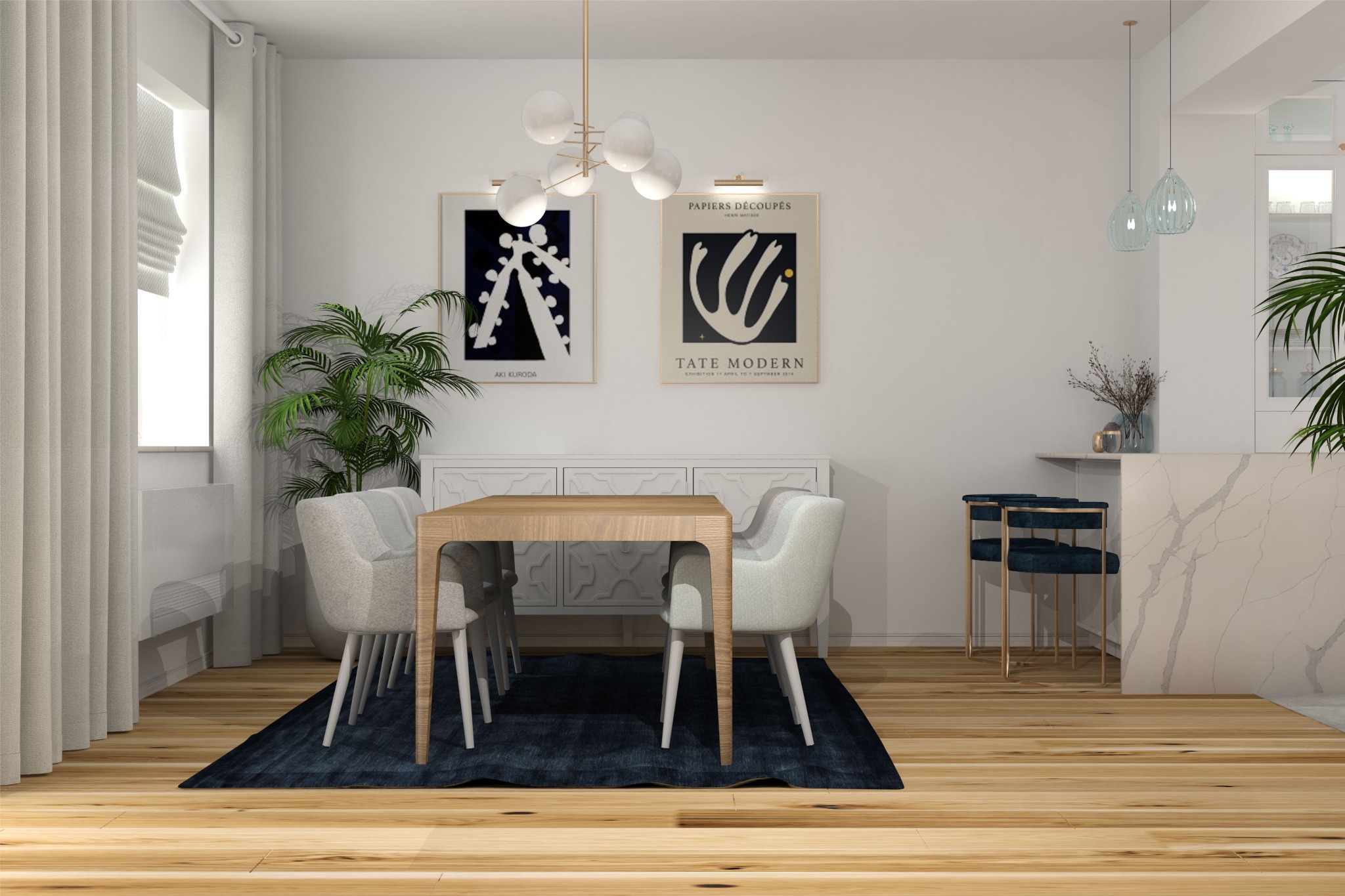 Jasna jadalnia z drewnianym stołem, szarymi krzesłami, ciemnoniebieskim dywanem i nowoczesnym oświetleniem, uzupełniona rośliną doniczkową i abstrakcyjnymi plakatami na ścianie.