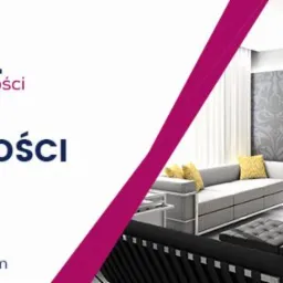 Wnętrze salonu z szarą sofą i wzorzystą tapetą, logo 'NOVA Nieruchomości' w lewym górnym rogu, hasło 'Nieruchomości dla każdego' poniżej.