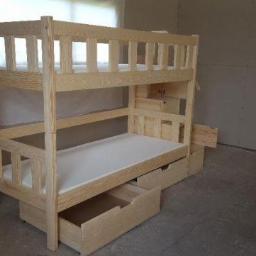 łóżka piętrowe