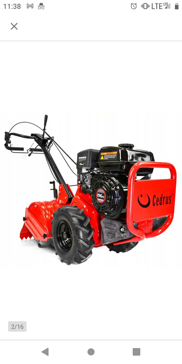 Czerwony glebogryzarkowy kultywator Cedrus z silnikiem 196cc, widok z boku na białym tle.