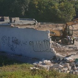 Firma Handlowo Usługowa Michał Łabuziński - Rozbiórka budynku