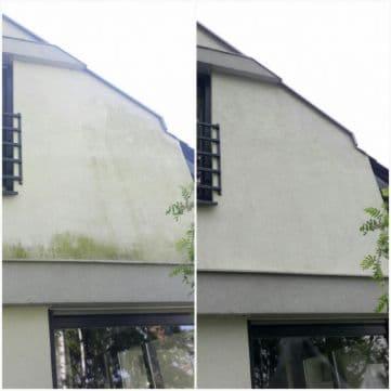 Porównanie elewacji budynku przed i po czyszczeniu, widoczne różnice w usunięciu zabrudzeń i porostów, ujęcie z dołu, fragment okna i rośliny w kadrze.