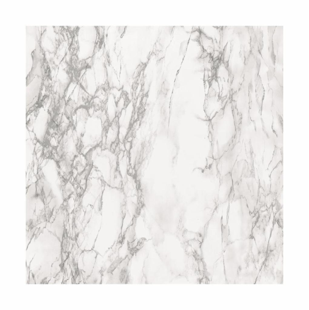 Jasnoszary marmur z wyraźnymi żyłkami, oświetlony równomiernie, ukazujący naturalne wzory kamienia.