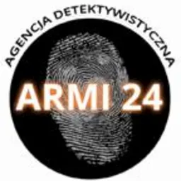 Logo agencji z odciskiem palca w tle i nazwą ARMI 24 w pomarańczowej czcionce.