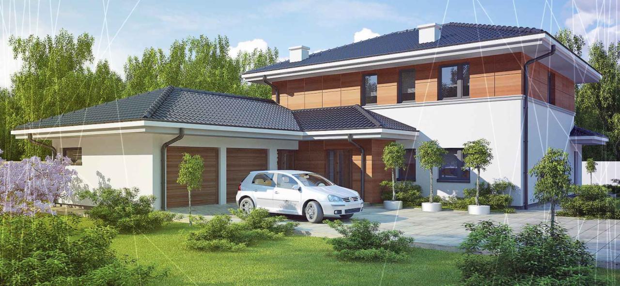 Dwukondygnacyjny dom z garażem dwustanowiskowym, elewacja w bieli i drewnie, ciemna dachówka, biały samochód osobowy zaparkowany na podjeździe, zadbany trawnik i roślinność.