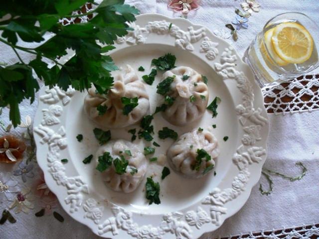 chinkali: mięso jagnięce i wołowe