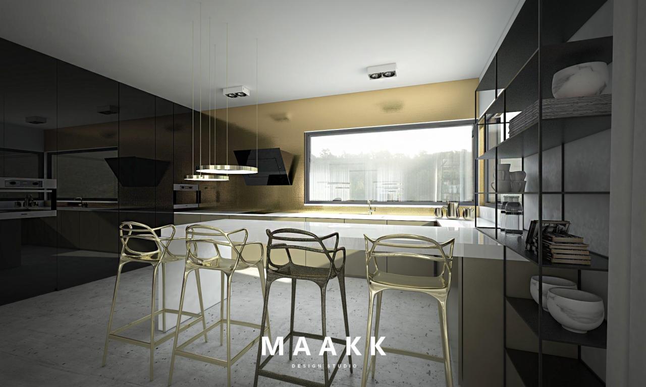 Nowoczesna kuchnia z czarnymi, błyszczącymi szafkami, złotą ścianą, białym blatem i czterema designerskimi krzesłami barowymi z logo 'MAAKK DESIGN STUDIO' na podłodze.