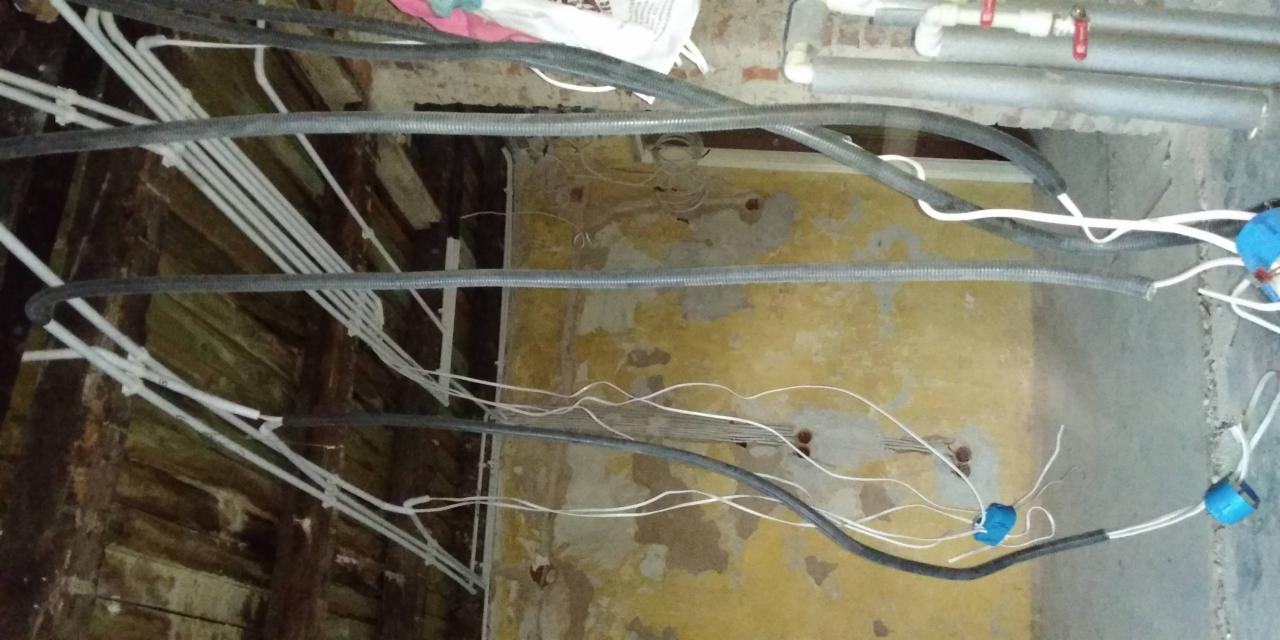 Wymiana instalacji w kamienicy - Wilda