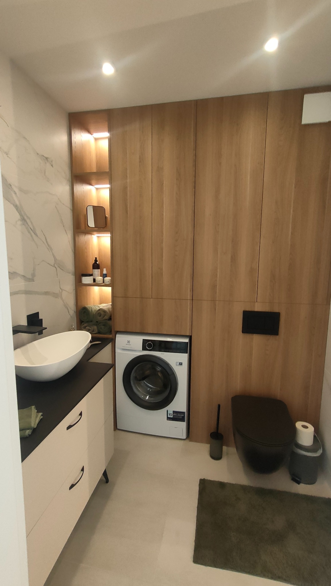 Zabudowa łazienki Egger Dąb Cuneo H3317