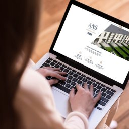 Creativegen - Strona internetowa dewelopera
