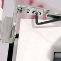 Serwis Domowy Valdi , Waldemar Michalski - Montaż drzwi Toruń