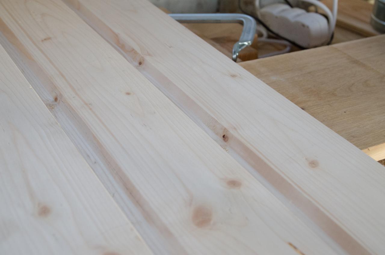 Deska elewacyjna, wzór z wydłużonym piórem