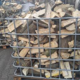 Surowiec do produkcji drewna pochodzi z Lasów Państwowych z odpowiednimi certyfikatami jakościowymi FSC i PEFC.