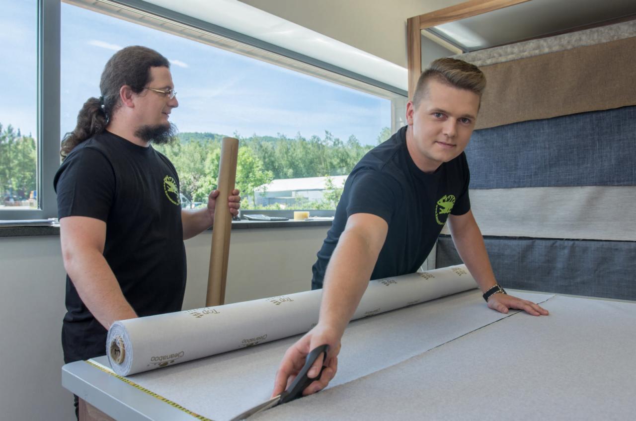 Tkaniny tniemy na metry. Już od 10 cm!