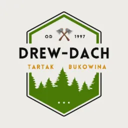 Logo firmy Drew-Dach z 1997 roku, przedstawiające skrzyżowane topory, nazwę firmy, napis 'Tartak Bukowina' i sylwetki drzew iglastych w zielonej obwódce.