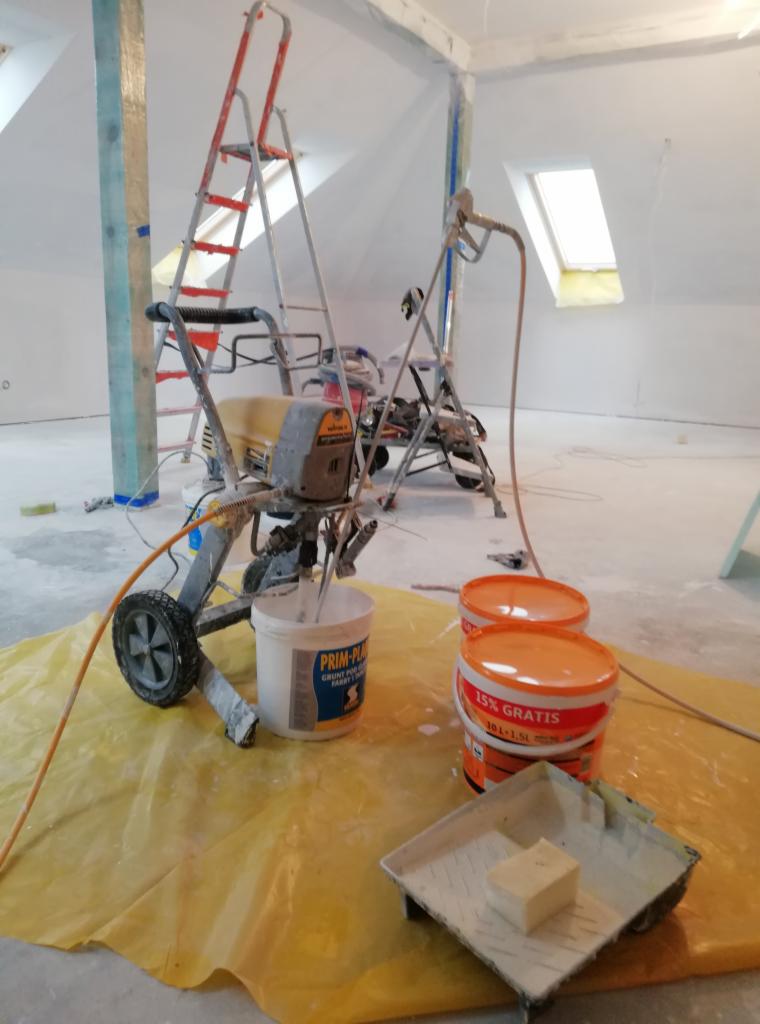 Malowanie natryskowe agregatem 2zl m2