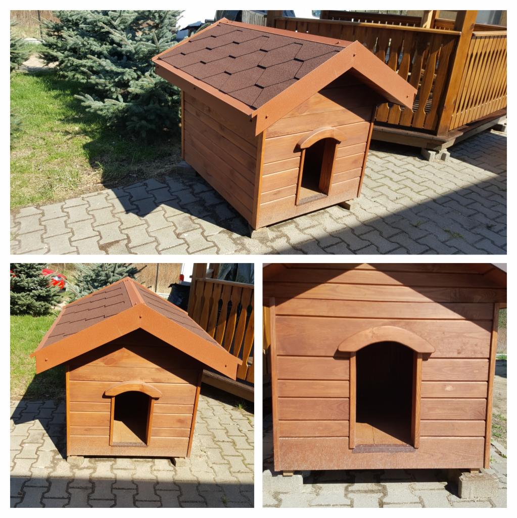 Drewniana buda dla psa z brązowym dachem z gontu bitumicznego, prezentowana w trzech ujęciach na kostce brukowej w słoneczny dzień.