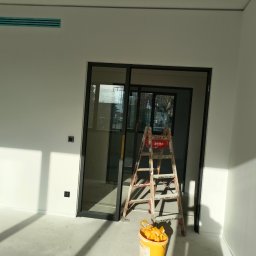 Design Krzysztof Osak Usługi Remontowe - Montaż drzwi Bielsko-Biała