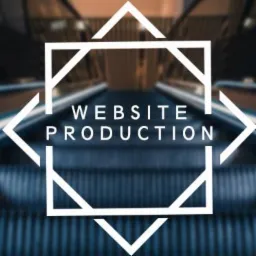 Grafika z napisem 'WEBSITE PRODUCTION' w białej, geometrycznej ramce na rozmytym tle schodów ruchomych w odcieniach błękitu i beżu.