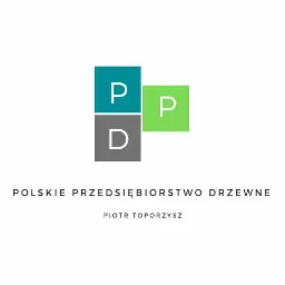 Logo firmy 'Polskie Przedsiębiorstwo Drzewne' z inicjałami PPD w zielonych i szarych kwadratach, nazwa firmy i imię Piotr Toporzysz poniżej.