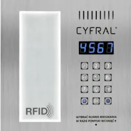 Panel wejściowy z klawiaturą numeryczną, czytnikiem RFID i wyświetlaczem LED, marki Cyfral, zamontowany na szczotkowanej metalowej powierzchni