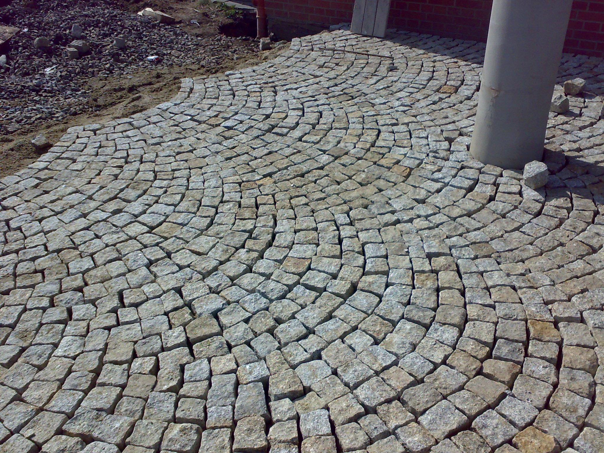 Brukarstwo, układanie kostki, kompleksowe usługi brukarskie