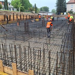 Eurotech Grupa Sp. z o.o. - Budowa budynku wielorodzinnego 5500m2. w Jeleniej Górze , zbrojenia .