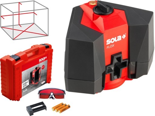 Zestaw poziomicy laserowej Sola FLOX z akcesoriami: walizka, okulary ochronne, baterie i uchwyt, na białym tle.