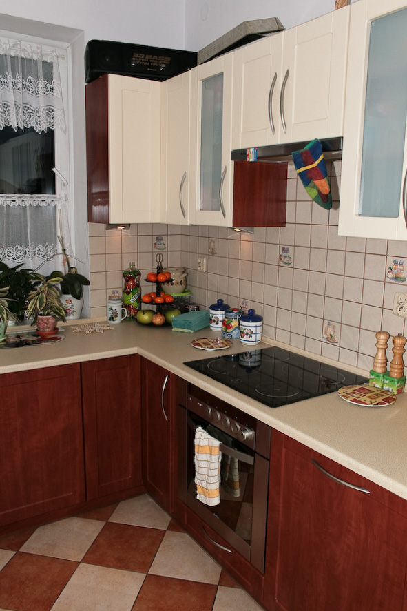 Meble na wymiar, meble kuchenne, szafy, garderoby, meble łazienkowe