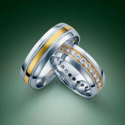 Studio fotograficzne Yeloow - Zdjęcie reklamowe złotych obrączek z diamentami