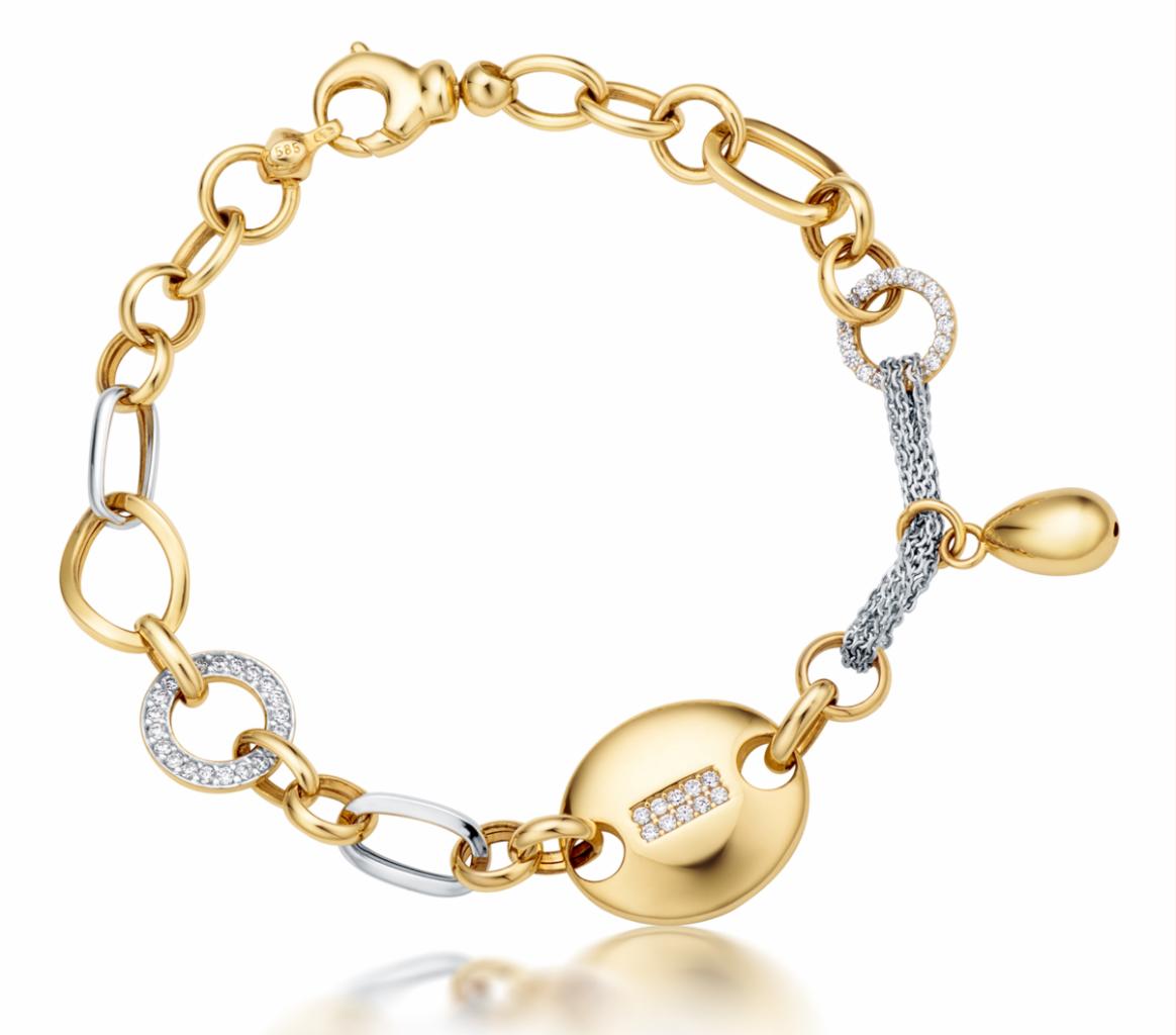 Packshot złotej bransoletki