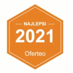 Pomarańczowy sześciokąt z napisem 'NAJLEPSI 2021 Oferteo', element graficzny nagrody.