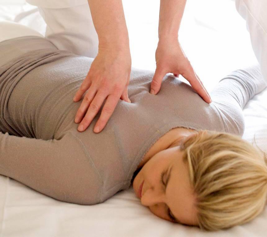Shiatsu- cudowny, harmonizujący zabieg przy cichej muzyce...