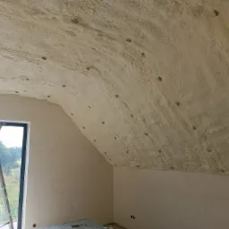 Ocieplenie skosów dachu poddasze użytkowe grubość 25 cm
