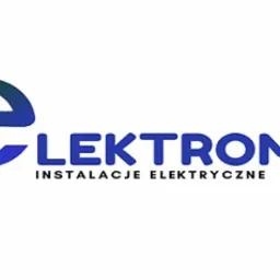 Logo firmy 'LEKTROMAL' z symbolem dłoni trzymającej błyskawicę, pod napisem 'INSTALACJE ELEKTRYCZNE'.