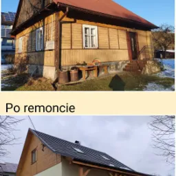 Dom jednorodzinny przed i po remoncie: nowy, ciemnoszary dach z oknami dachowymi, jasna elewacja i drewniana weranda z balustradą w kształcie krzyżyków.