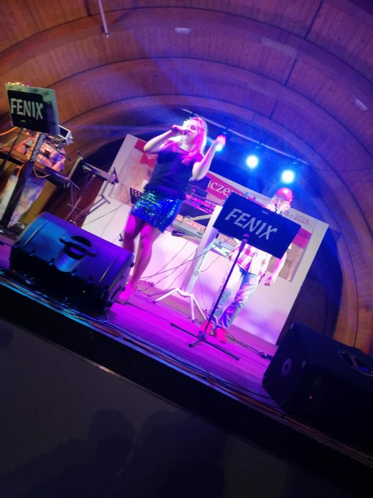 Zdjęcie naszego zespołu z ostatniej imprezy koncerty w Jaraczewie.:)