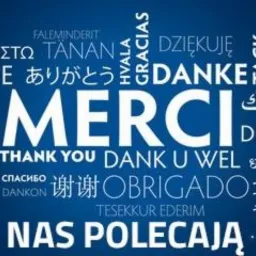 Niebieskie tło z napisem 'Klienci nas polecają' oraz słowami 'Merci', 'Danke', 'Thank You' i innymi podziękowaniami w różnych językach.