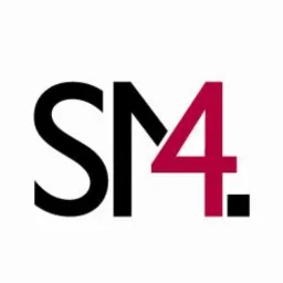 Logo firmy SM4 z czarną literą S i cyfrą 4 w kolorze bordowym, umieszczone na białym tle.